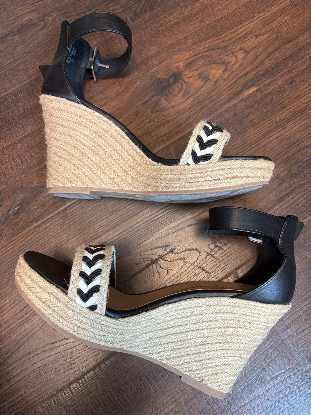 Christian Siriano Black and Cream Braided Espadrille Wedge Sandals women’s 7.5